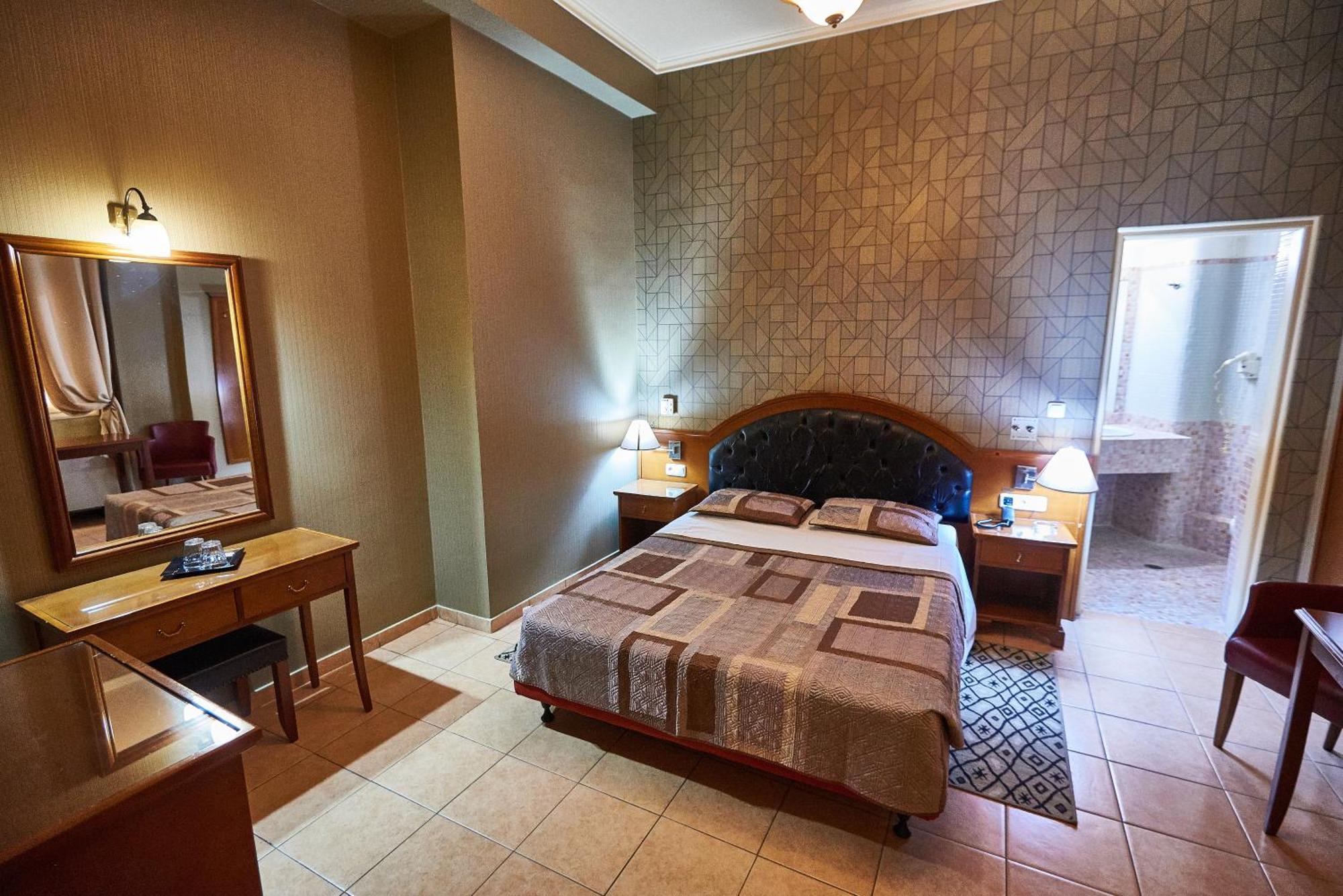Hotel Exis