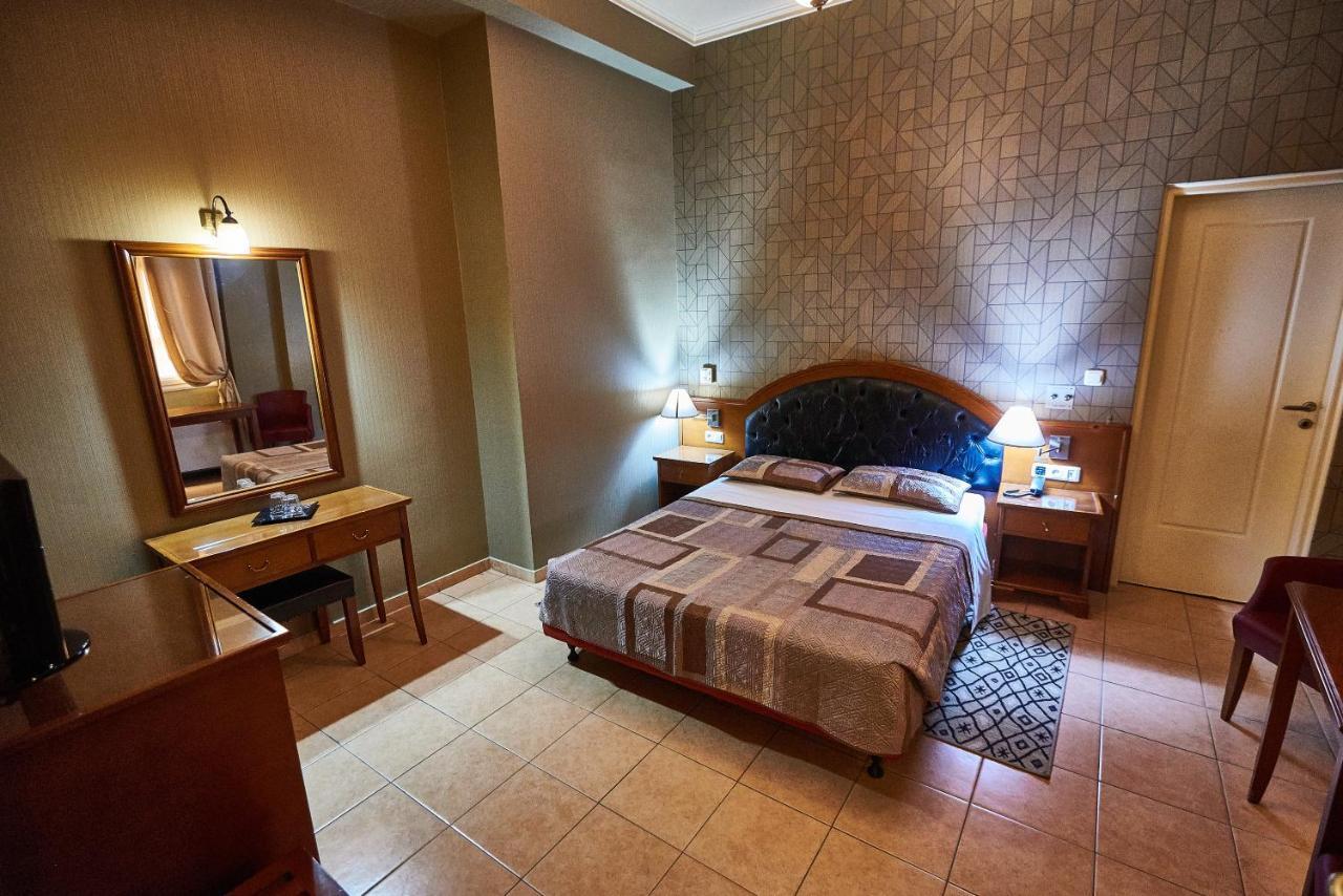 Hotel Exis Athens
